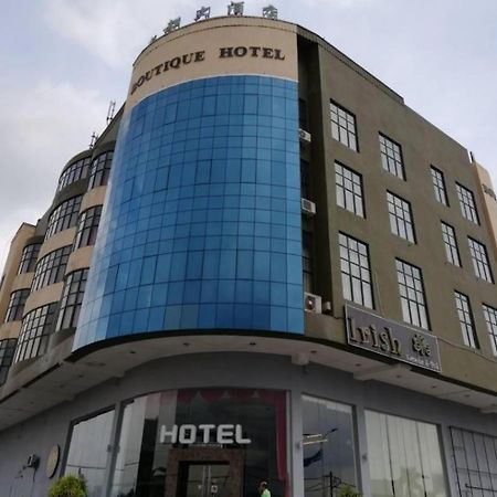 איפוה Paragon City Hotel מראה חיצוני תמונה