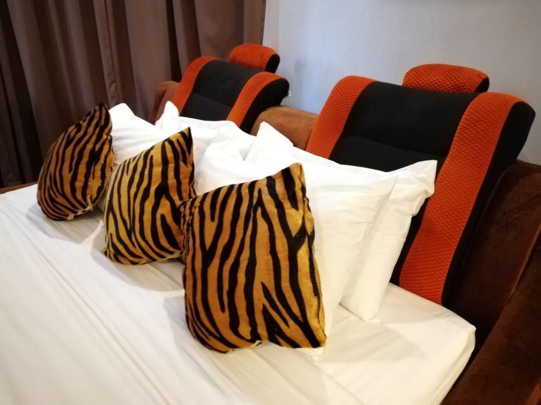 איפוה Paragon City Hotel מראה חיצוני תמונה