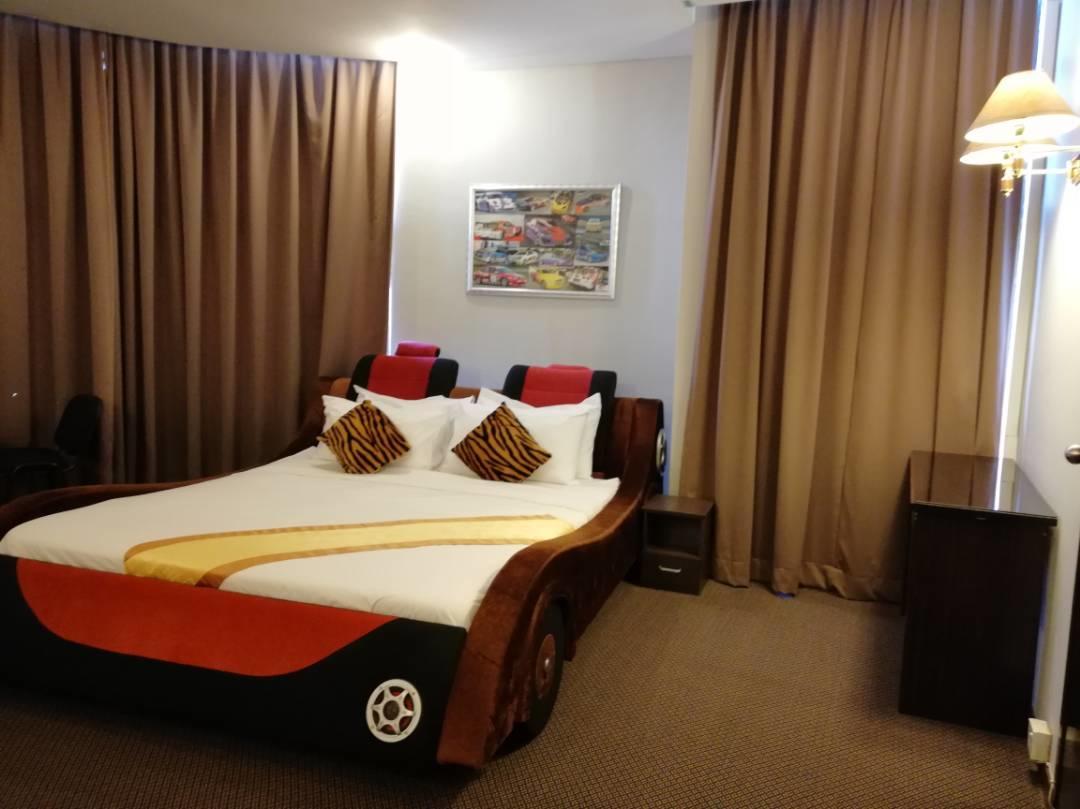 איפוה Paragon City Hotel מראה חיצוני תמונה